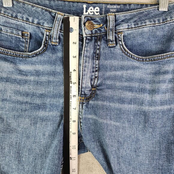 Women's Lee Blue Denim Shorts Medium Wash 7" Inseam Size 8 - Picture 5 of 10